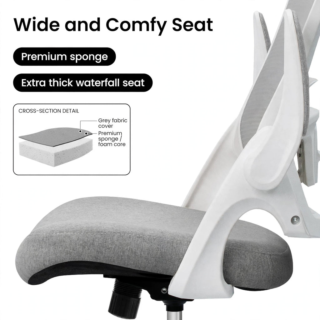 Wide and comfy seat with premium sponge